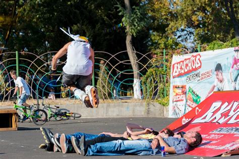 Занятие экстремальным спортом в закрытых помещениях