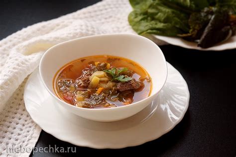 Паста с листовой свеклой мангольд и чесноком