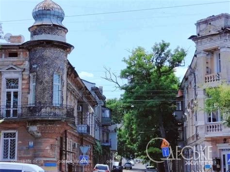 Переулок: уют и тишина в городской суете