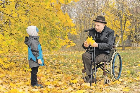 Помощь и поддержка для людей с проблемами