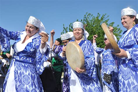 Разные смыслы кивка в Узбекистане