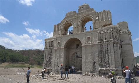 Церковь Сантьяго в Мексике