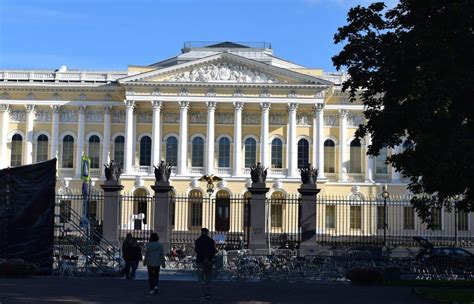 Церковь Спаса на Крови и Михайловский дворец